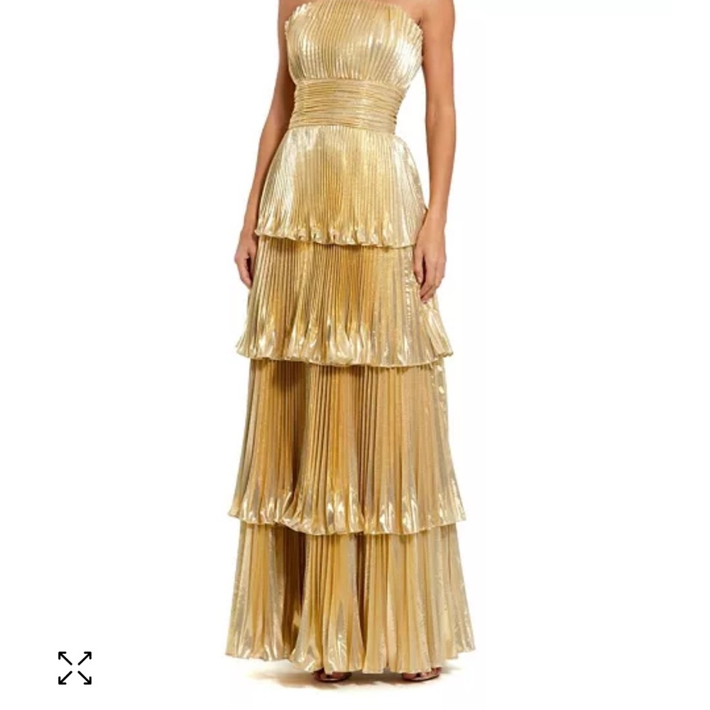 MAC DUGGAL STRAPLESS PLEATED METALLIC LAYERED HIGH LOW GOWN